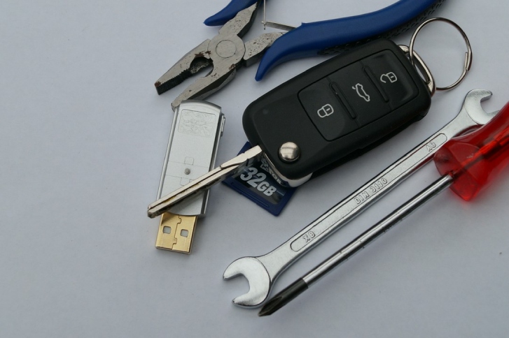 naprawa kluczyka samochodowego